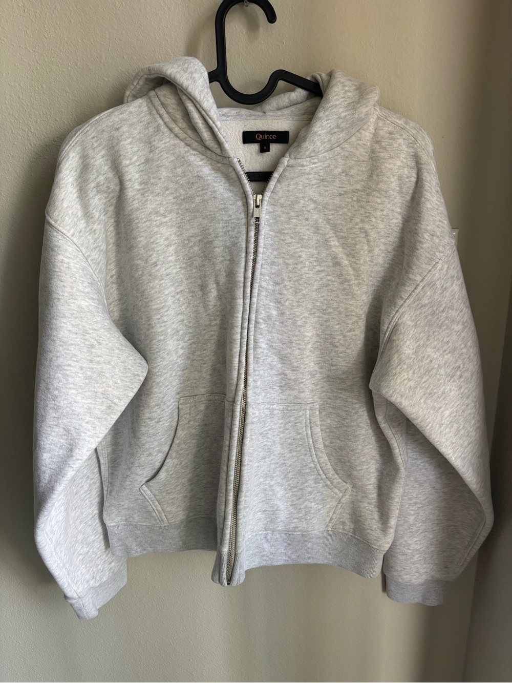Quince women Heather Gray Full-Zip Hoodie